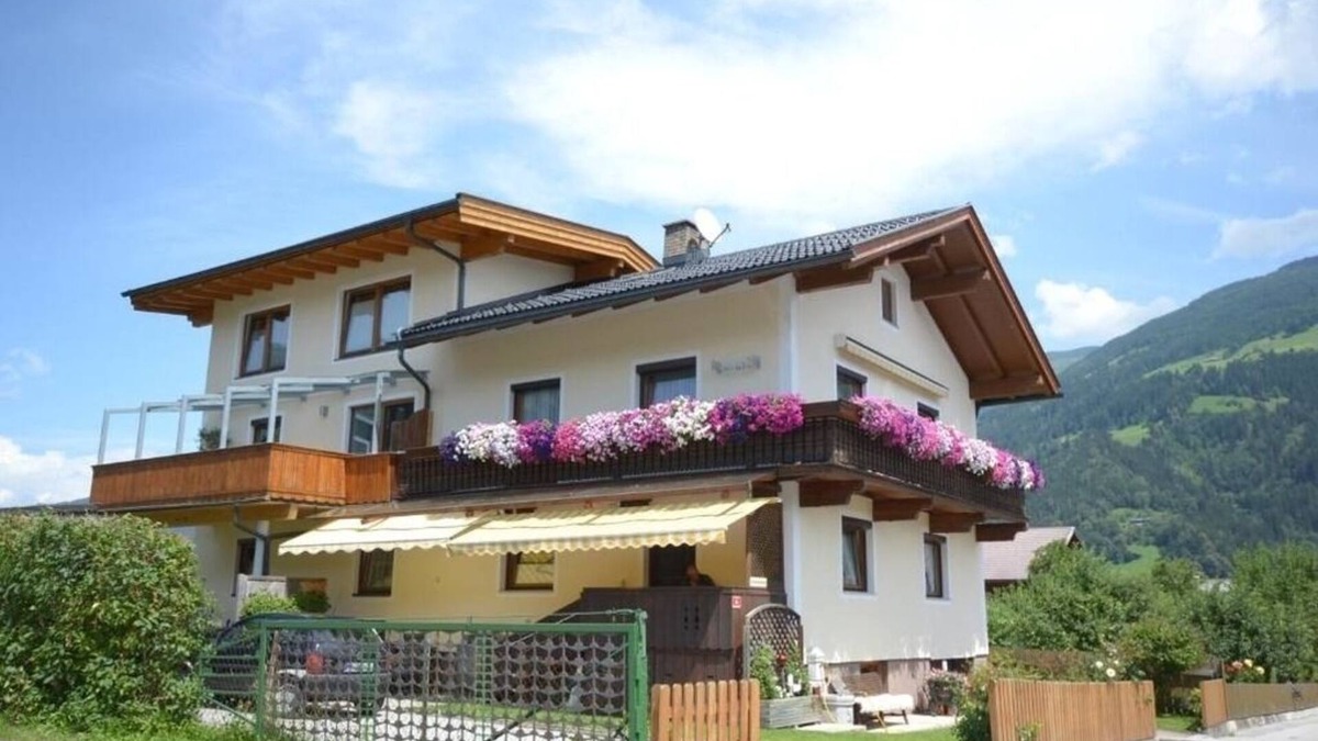 Finsing House | Vacation home for 8 guests with 100m² in Uderns (173230)