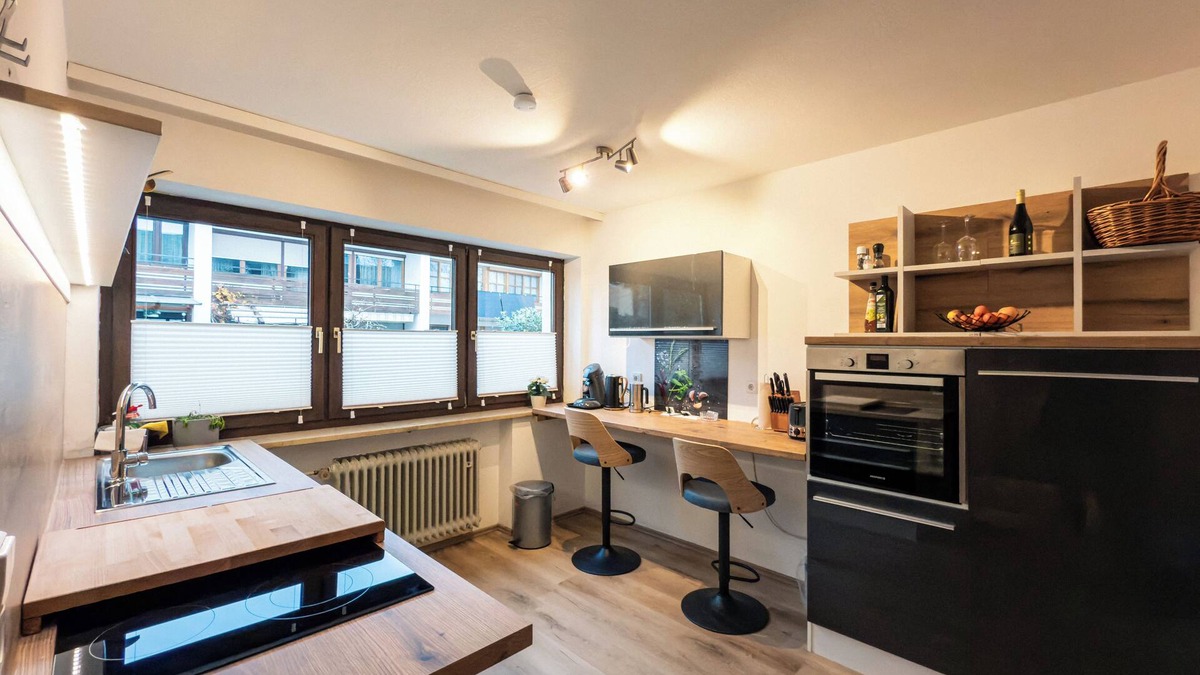 Rosenheim House | Vacation home for 9 people/billiards/fitness/garden
