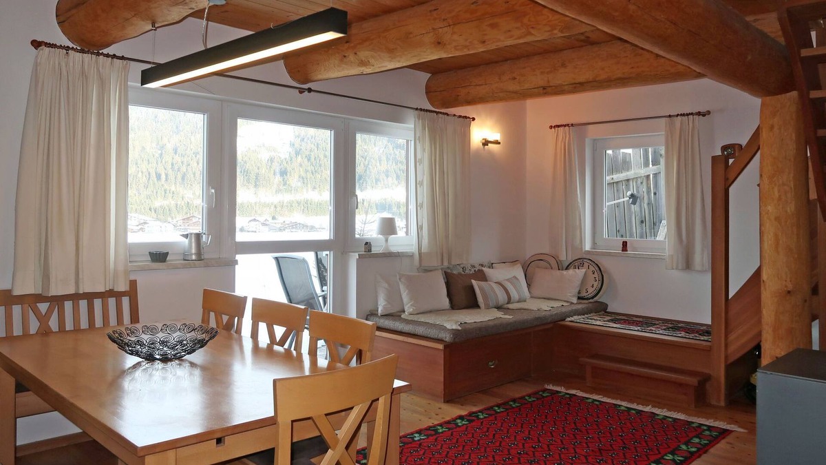 Hundsdorfl House | Vacation home Gunnar by Interhome