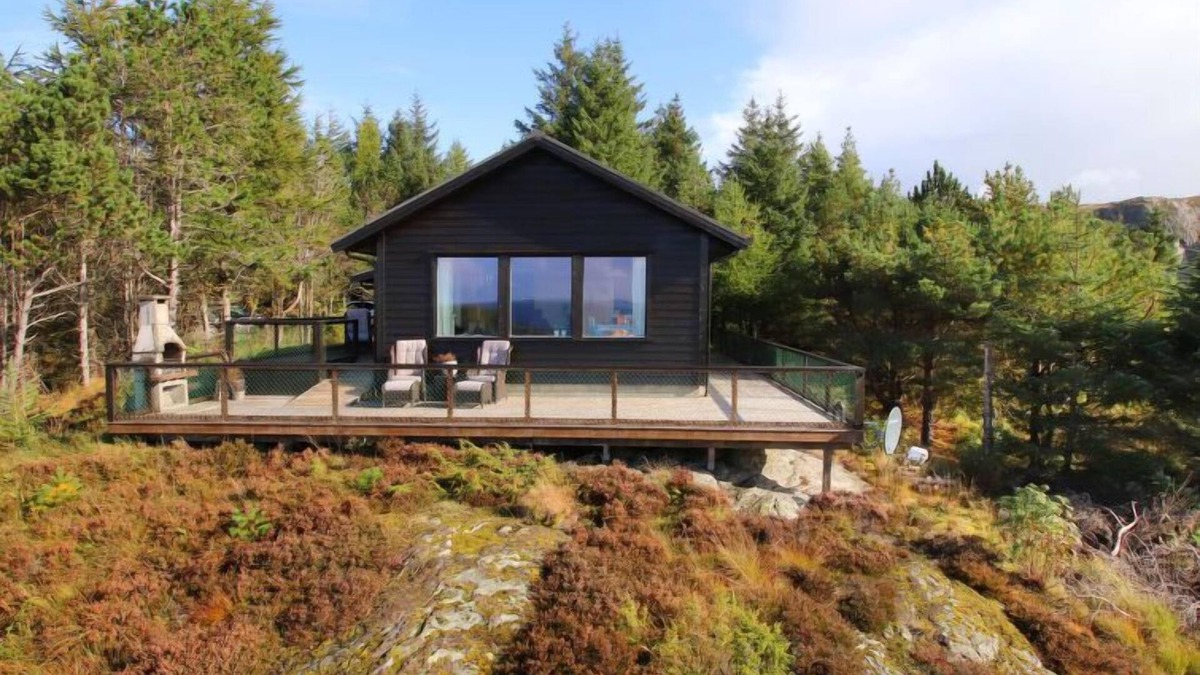 Korssund House | Vacation home Havbu by Interhome