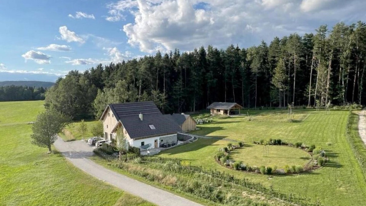 Patersdorf House | Vacation home in a secluded location for relaxing and active vacations