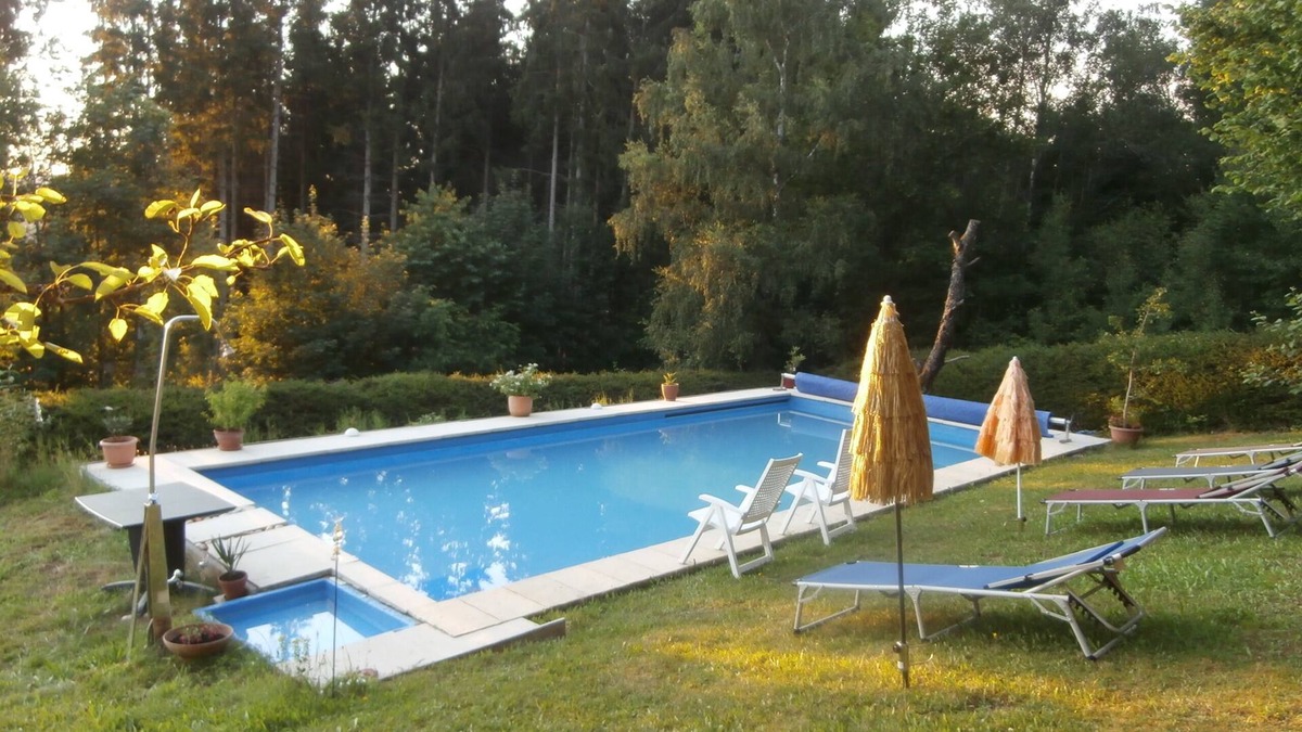 Zachenberg House | Vacation home in beautiful nature with large garden. Outdoor pool, for families, with pets