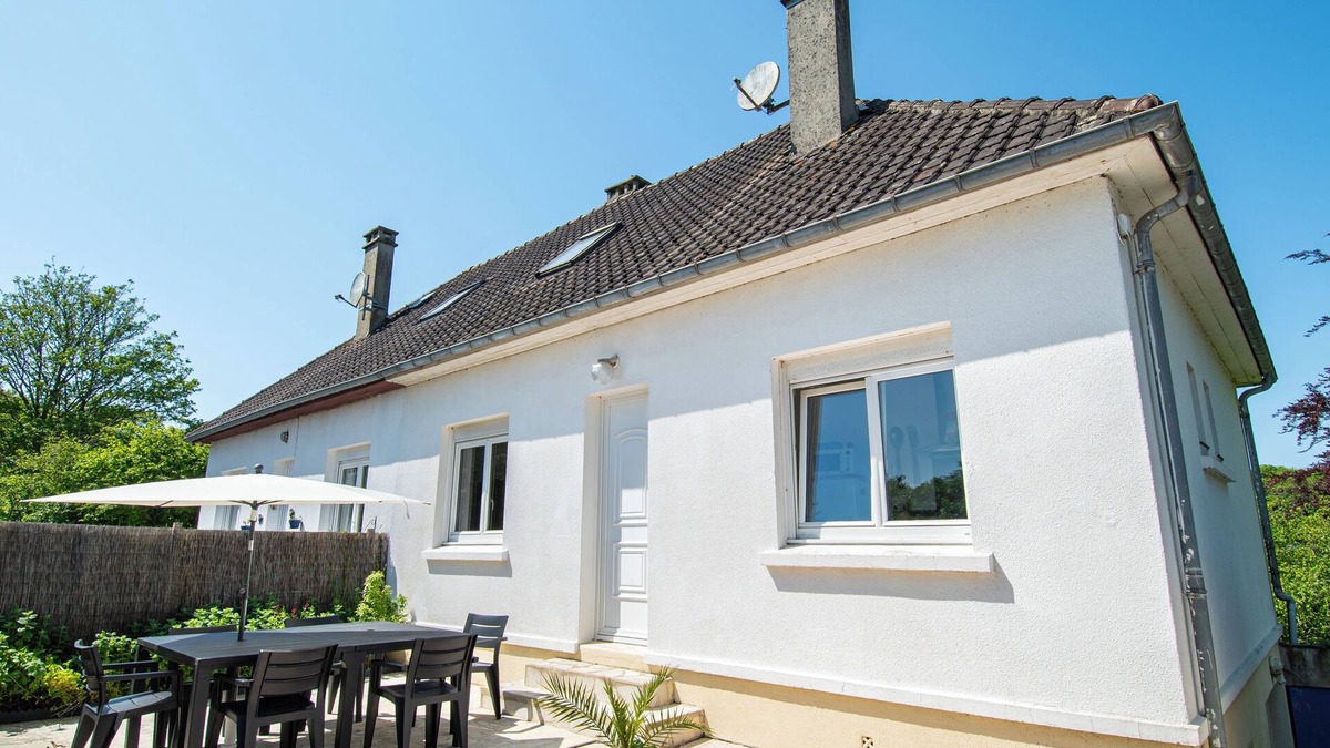 Sainte-Honorine-des-Pertes House | Vacation home in Normandy