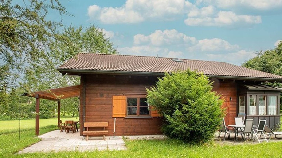 Reichenbach House | Vacation home in the vacation village Reichenbach (B12) - Modern wooden house with cozy