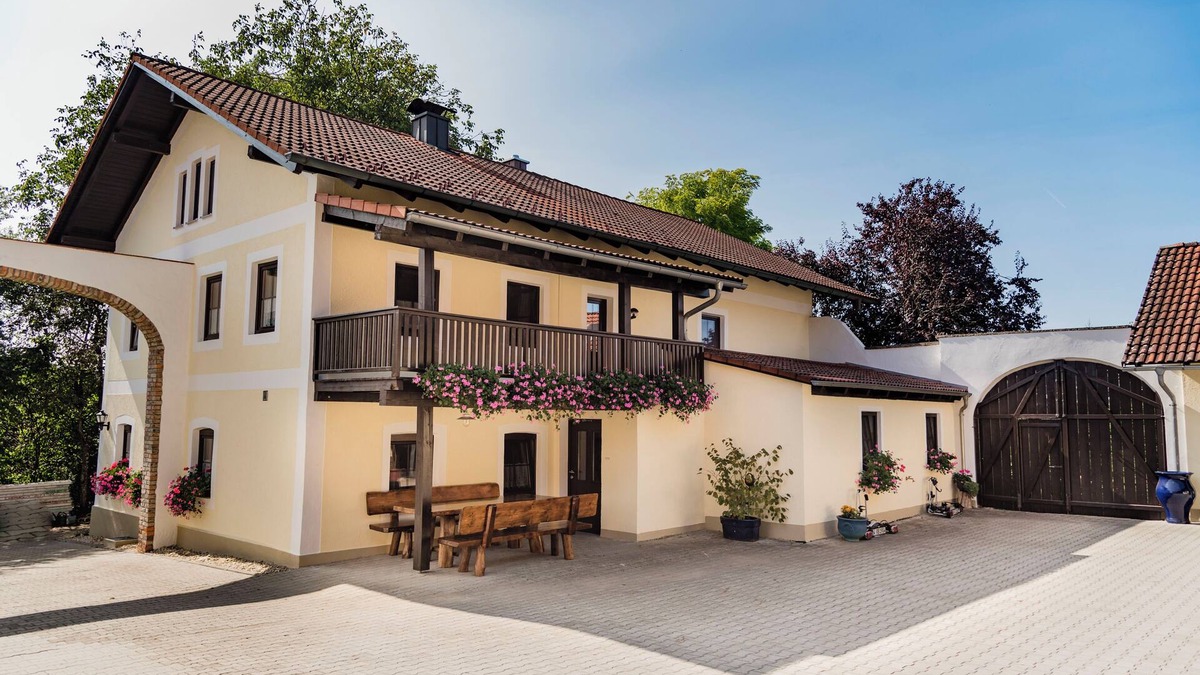 Windorf House | Vacation home in the district of Passau with plenty of space and comfort