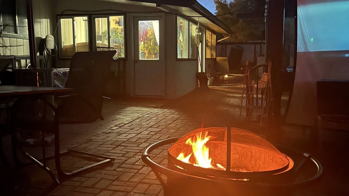 Altamont House | Vacation Home in Klamath Falls, 4 Bed, 2 Bath, 10 People Max. Pet Friendly