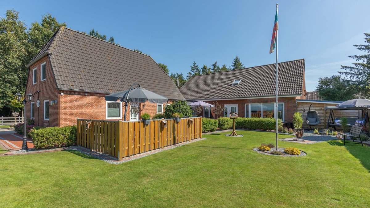 Stedesand House | Vacation home "Jule Ahoy" in Stedesand for up to 4 people