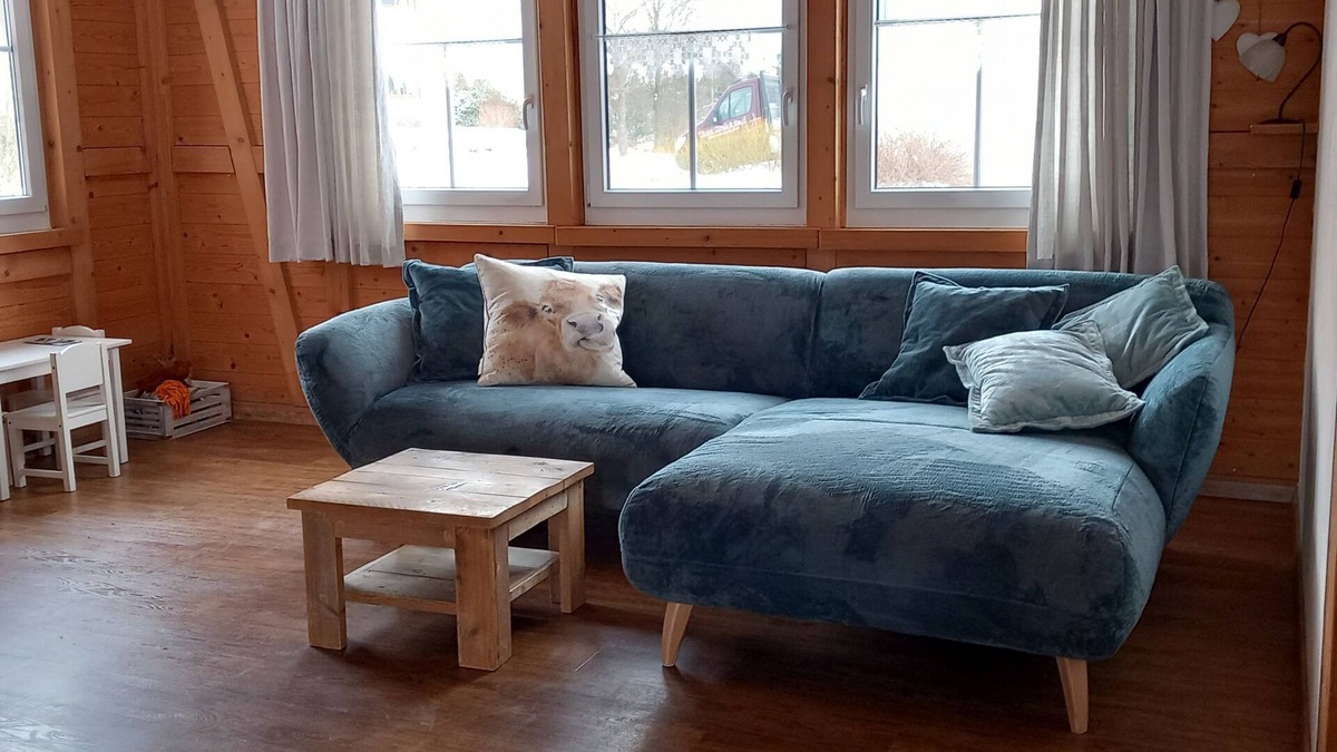 Grebenhain Apartment | Vacation home Kälberstall, 107 sqm, 3 bedrooms, 1 living/sleeping area, max. for 9 persons