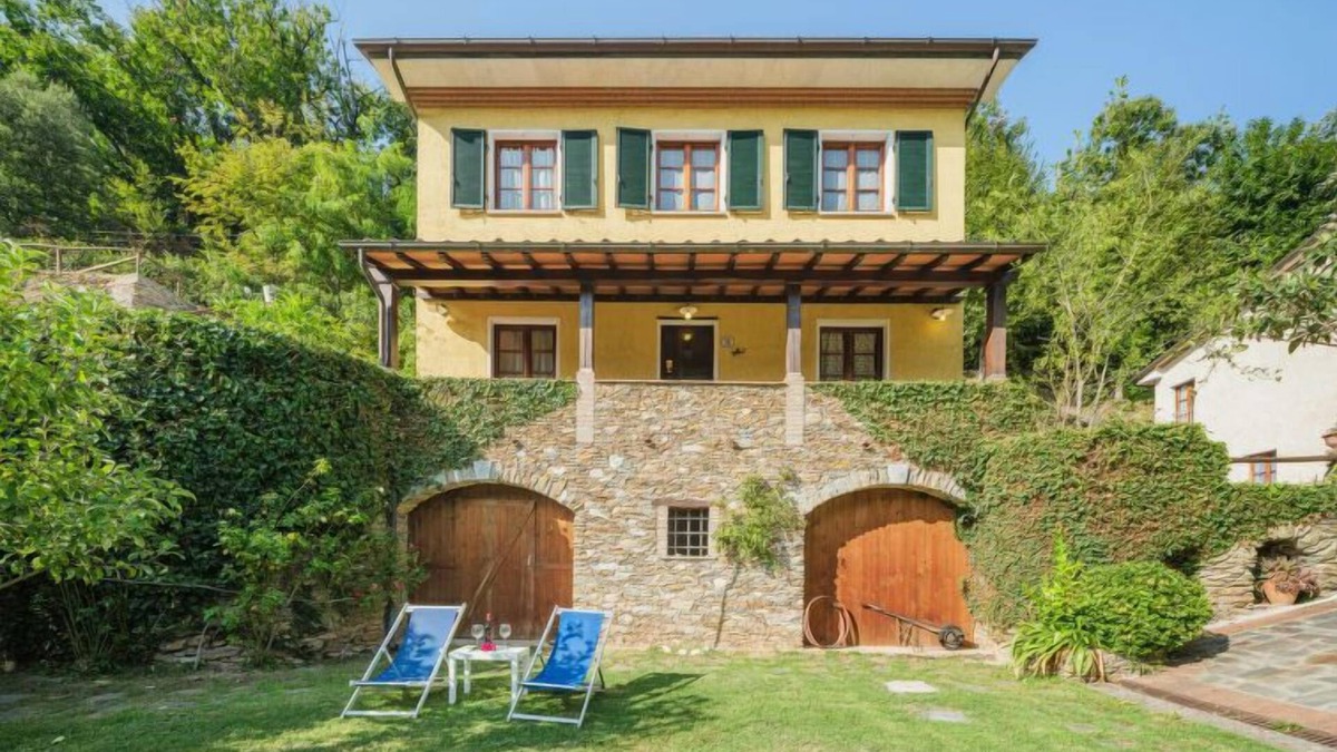 Seravezza House | Vacation home L'Aia by Interhome