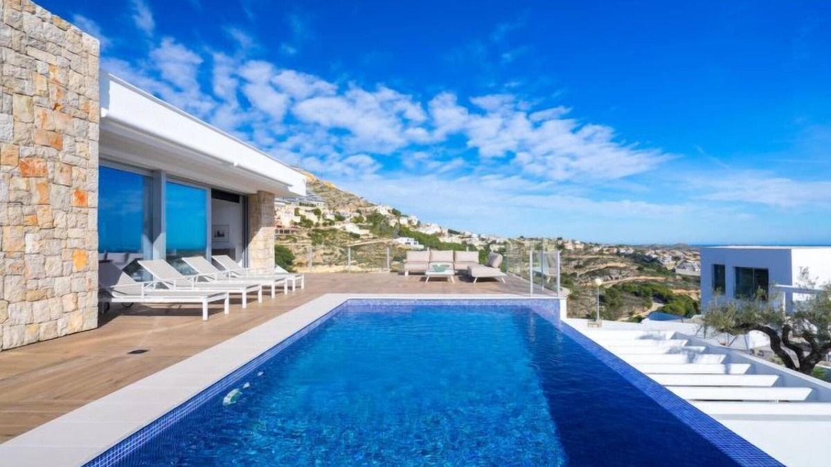 Cumbre del Sol House | Vacation home Lirios by Interhome