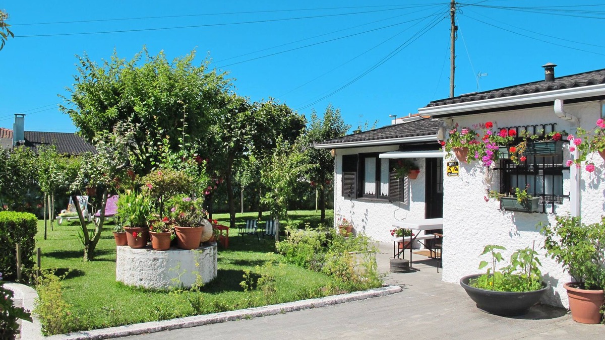 Fao House | Vacation home Lopes by Interhome