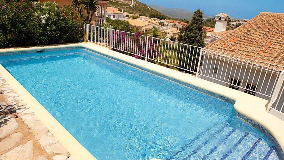 Rafol de Almunia House | Vacation home Lunas by Interhome