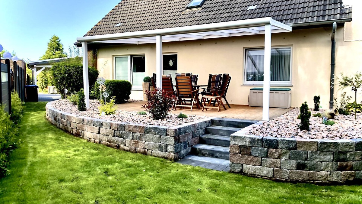 Wangerland House | Vacation Home "Nordsee 9 Personen" with Private Terrace, Private Garden & Wi-Fi