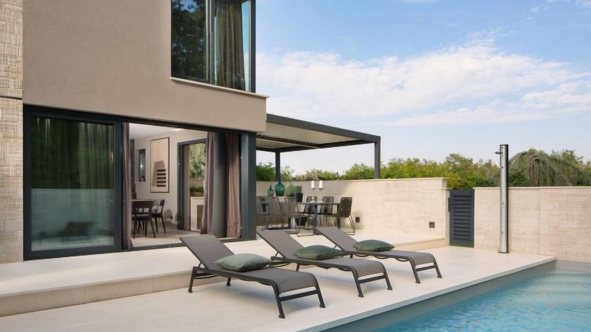 Krizine House | Vacation home Oliva by Interhome