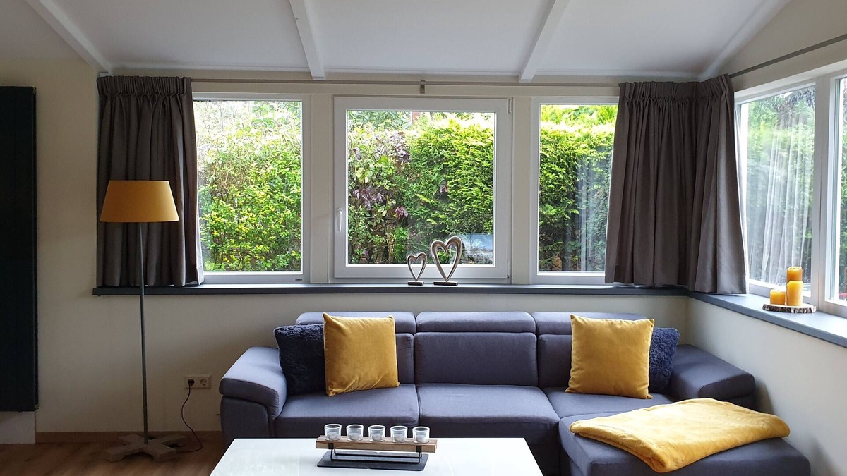 Dirkshorn House | Vacation home "Ons Hüske" 50sqm in a quiet location
