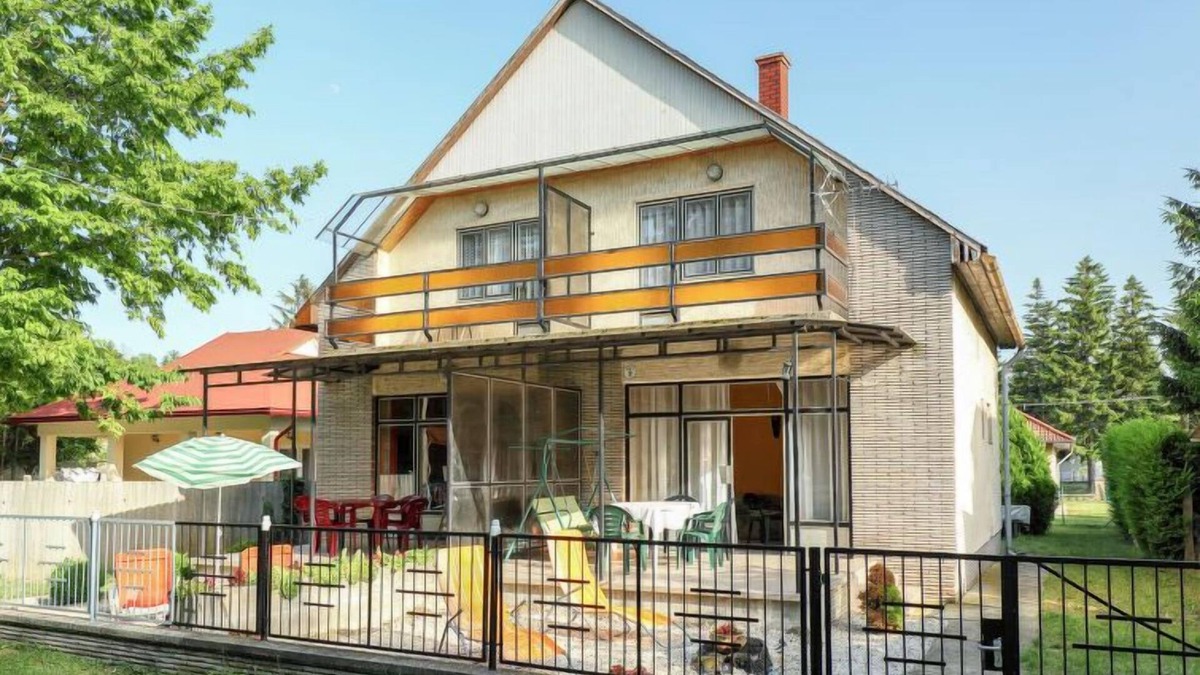 Belatelep House | Vacation home Petunia 2 in Fonyód - 5 persons, 3 bedrooms