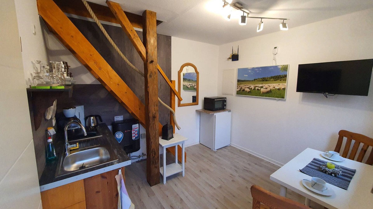 Kaltenwestheim Apartment | Vacation home Rhöner Auszeit - FeWo Ringeltaube