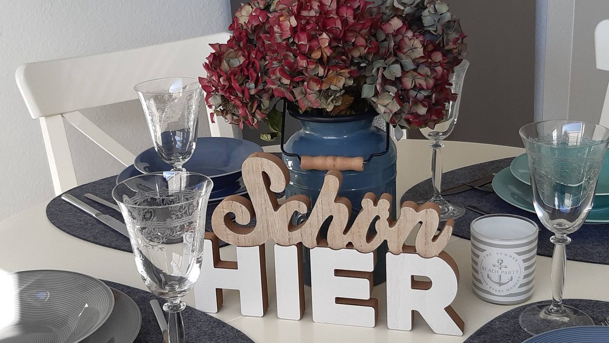 Ofenerdiek House | Vacation home Rhapsody-Oldenburg in a quiet suburban location