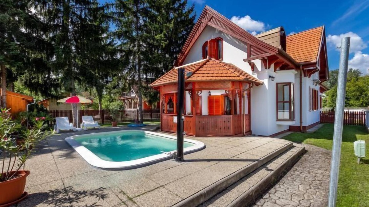 Balatonbereny House | Vacation home Ruby 1 by Interhome