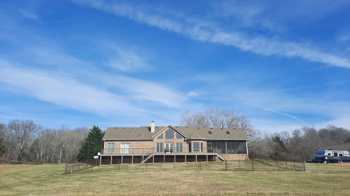Shelbyville House | Vacation home surrounded by 300 acres of serene country living,