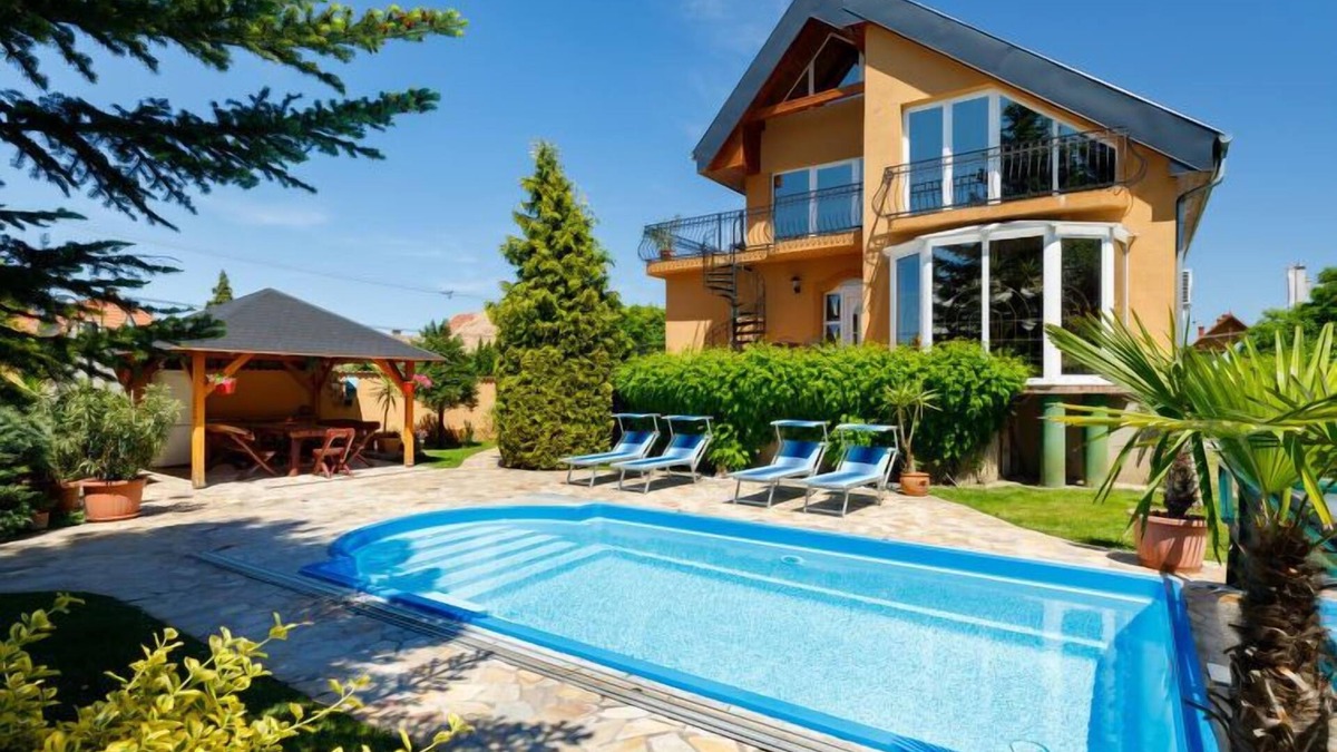 Balatonlelle House | Vacation home Szabo by Interhome