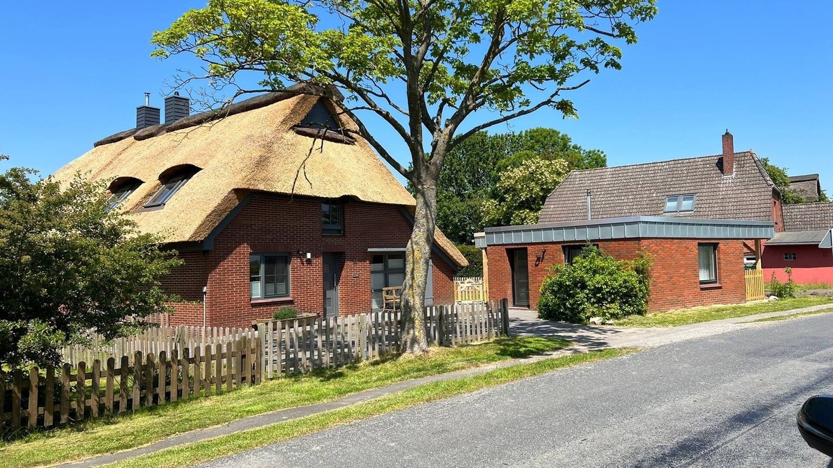 Loxstedt House | Vacation home "Weserdeich" with sauna and wood-burning stove