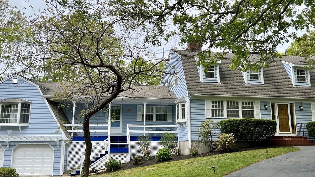 Dennis House | Vacation home with pool without travel hassle on the CAPE!