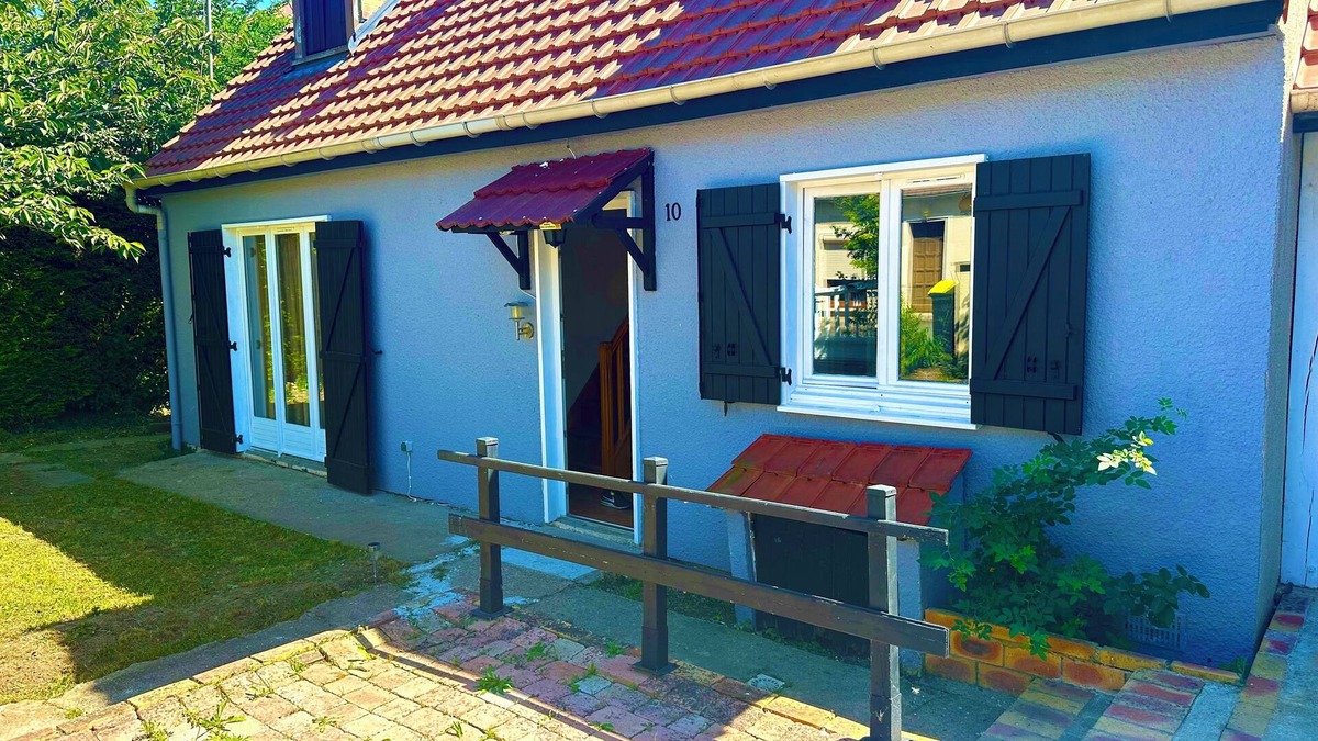 Monnerville House | Vacation House in Quiet Village, Welcome to our 3 bedroom countryside retreet
