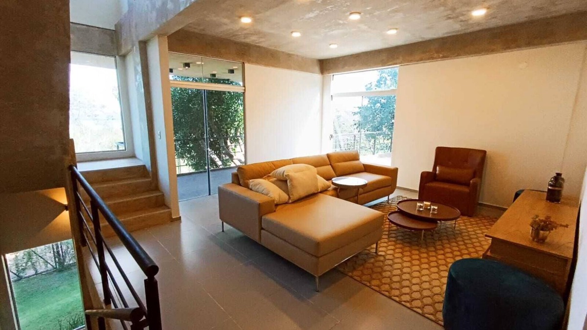San Bernardino House | Vacation House, San Bernardino Amphitheater