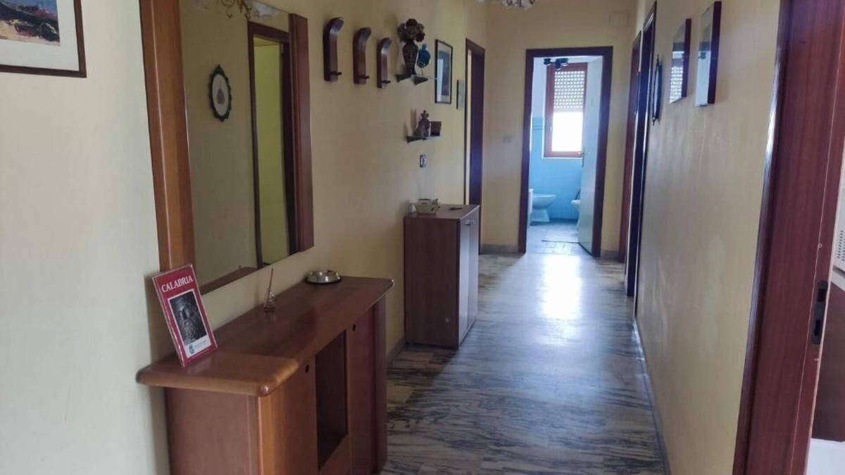 Falerna Marina Apartment | Vacation House with Sea View, a few steps from the beach.