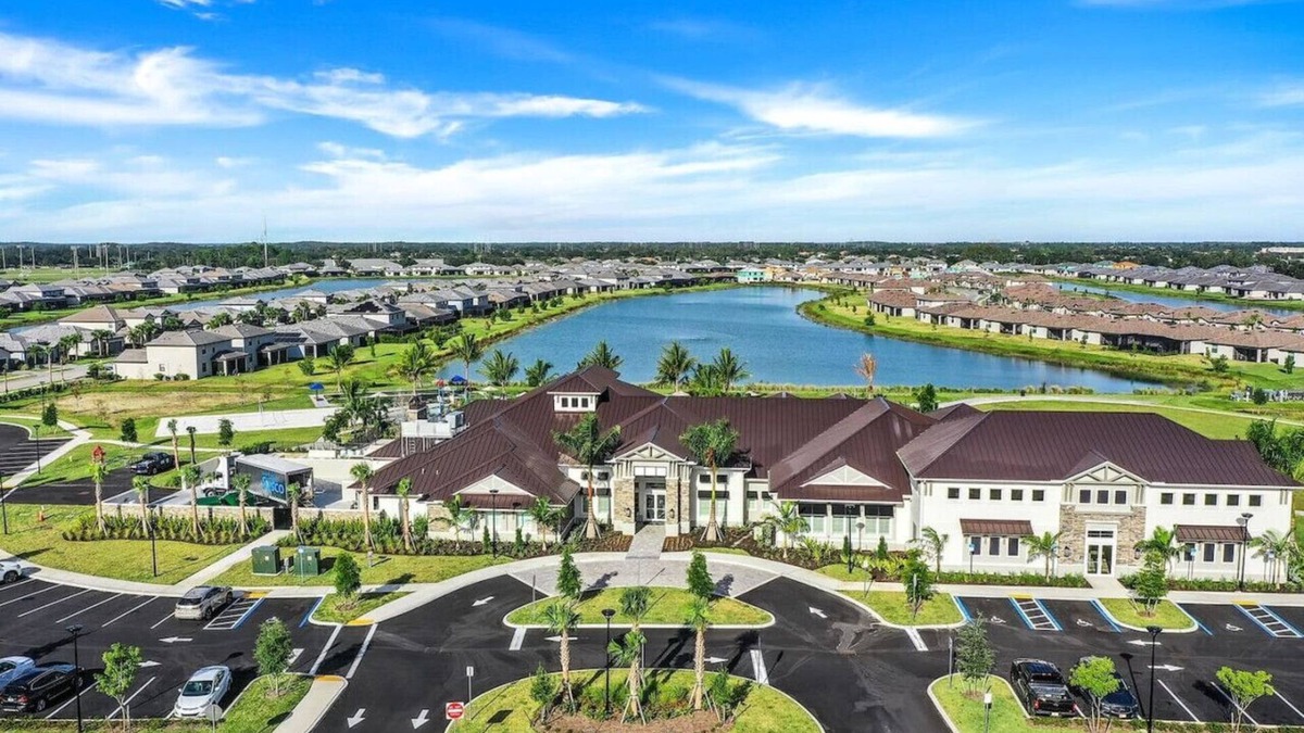 Gateway House | Vacation in Paradise!