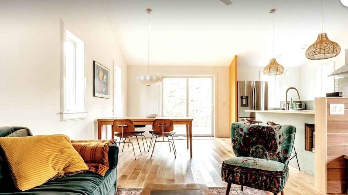Mount Marion Cottage | VACATION Mod Cottage, Idyllic Setting & Every Amenity