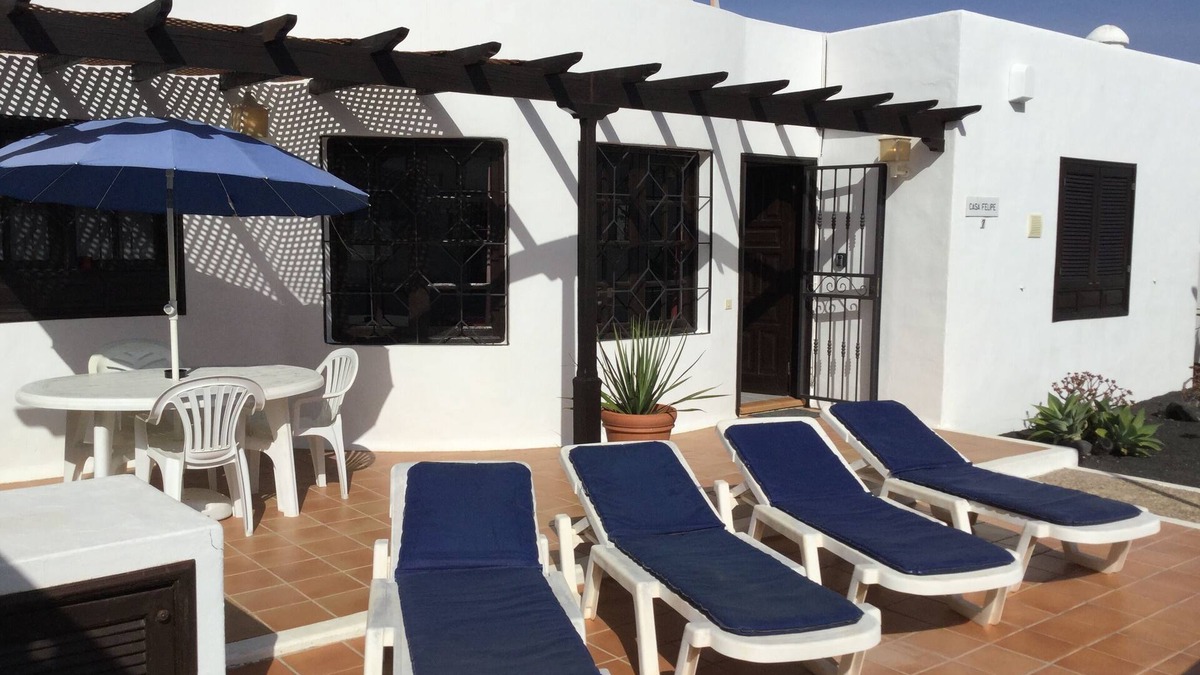 Los Pocillos Villa | Vacation Rental Home on a Small Residential Complex with communal pool