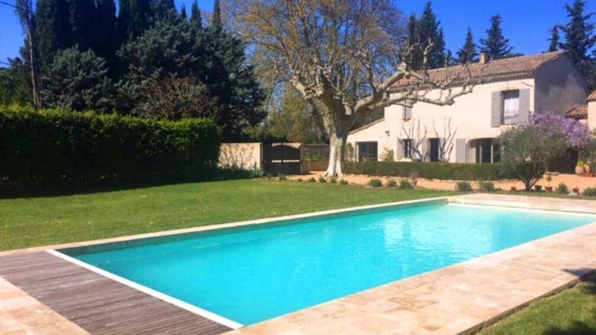Plan-d'Orgon Villa | Vacation rental house with pool PLAN D'ORGON LS1-365