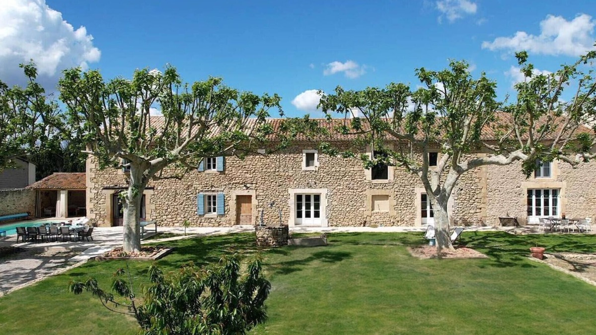 Lamanon Villa | Vacation rental house with pool LAMANON LS1-443