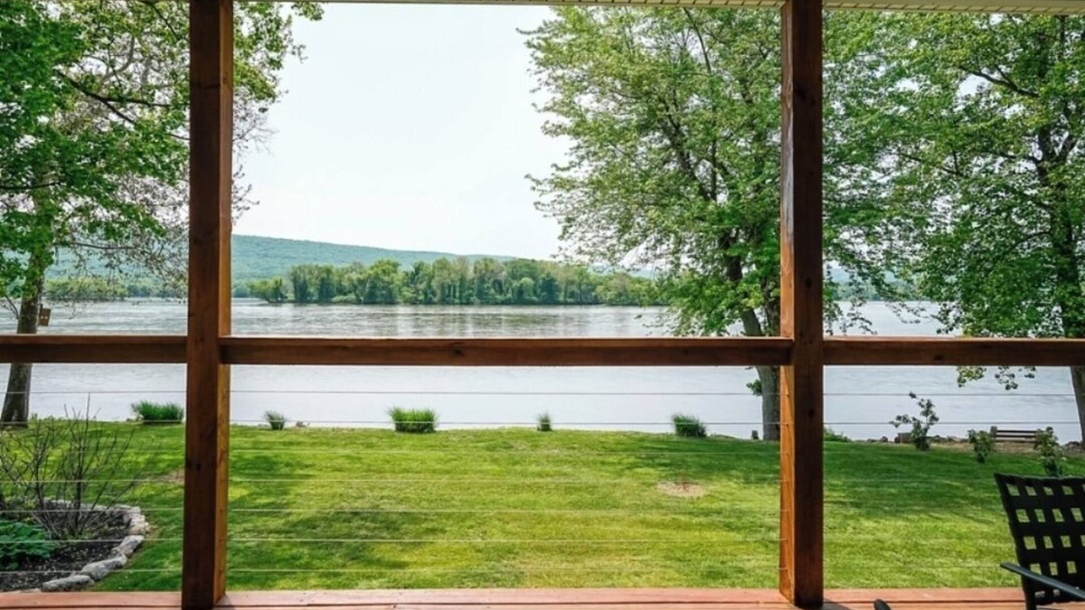 Dauphin House | Vacation rental on the Susquehanna River, check out our fishing specials!