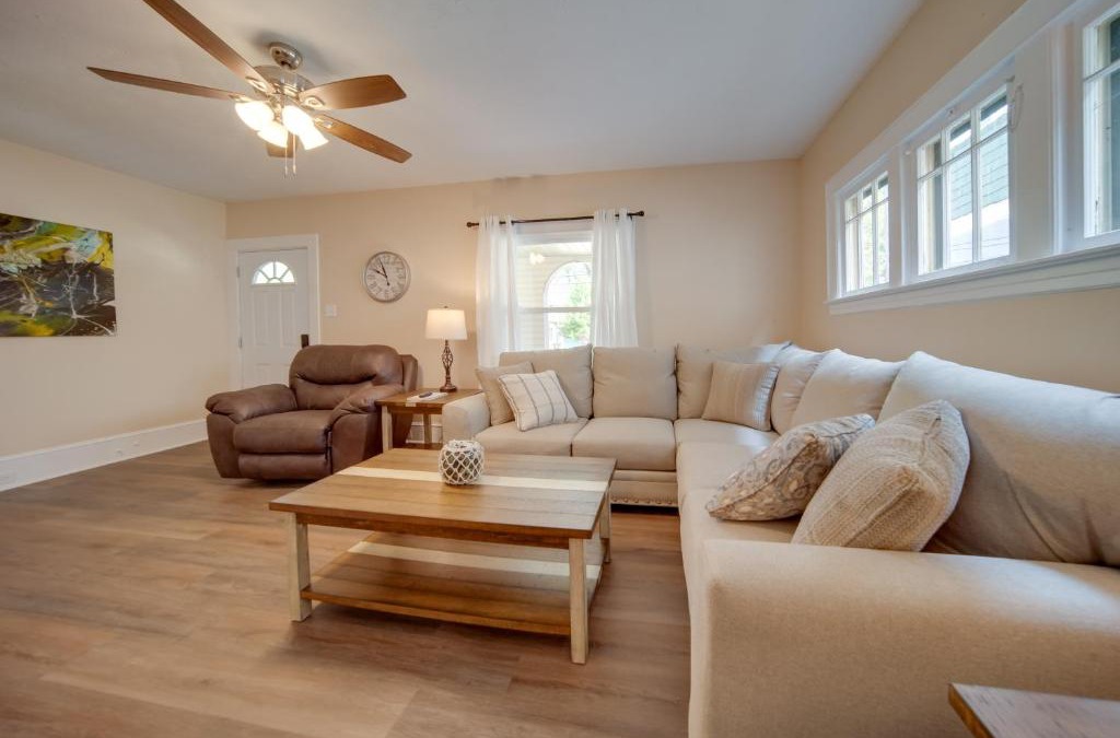 Ashtabula Apartment | Vacation Rental with Porch and Views of Lake Erie!