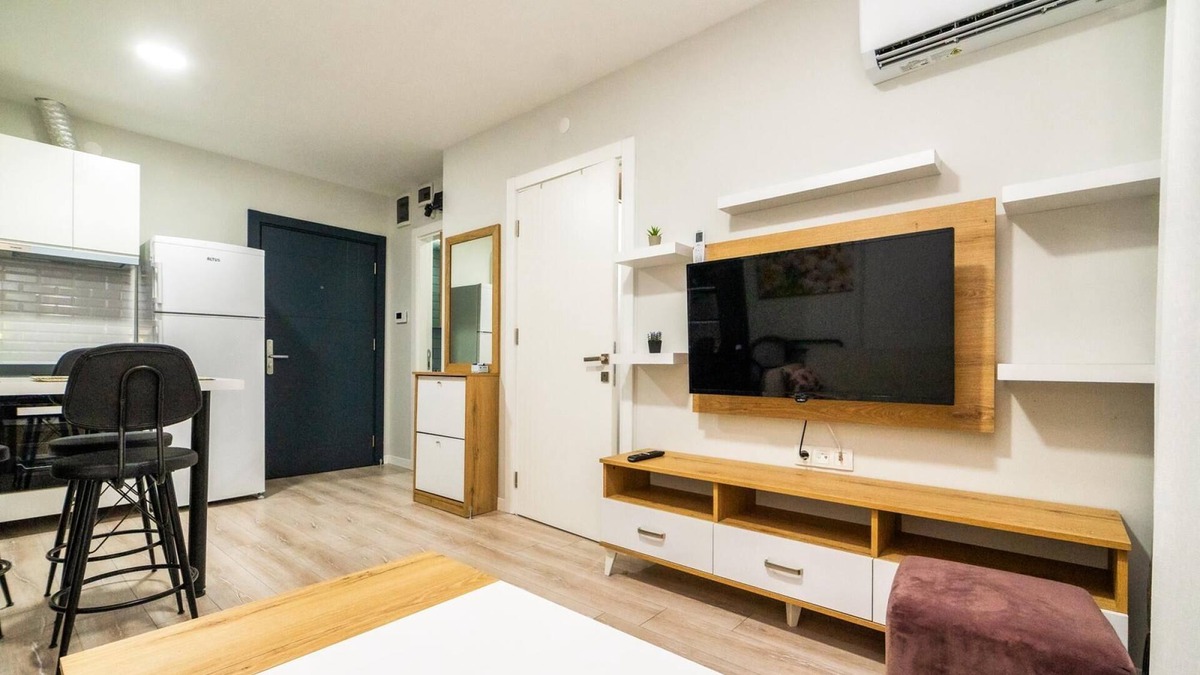 Kepez Apartment | Vacation Residence w Pool 5 min to Mall of Antalya