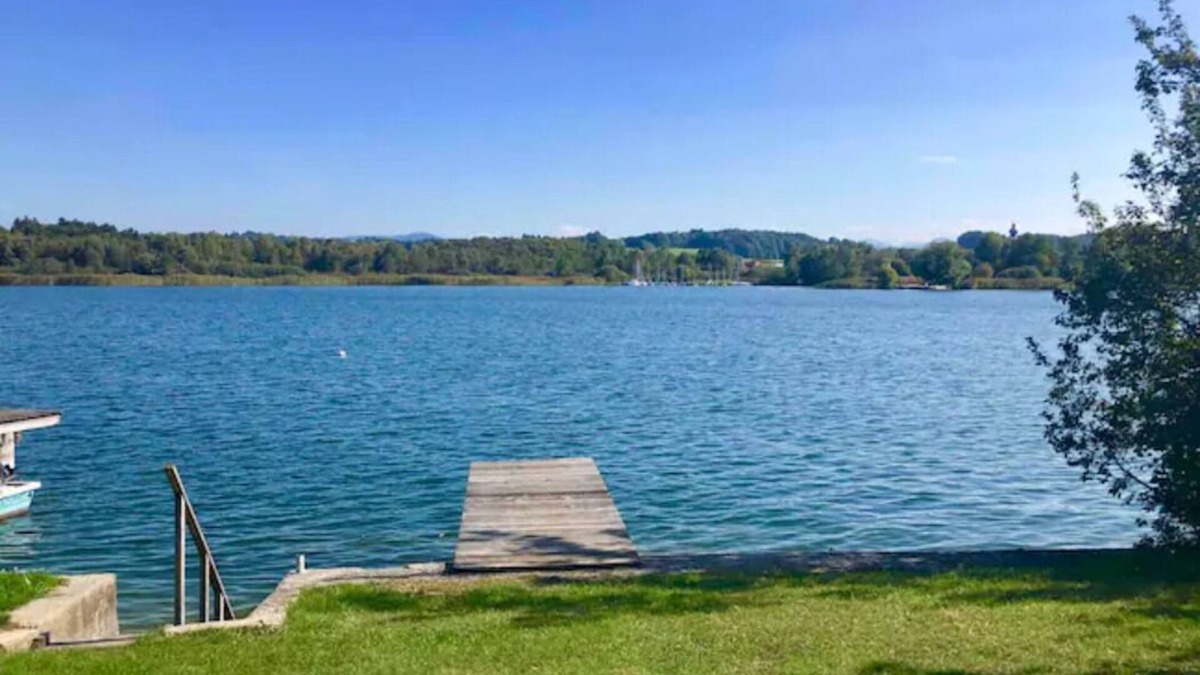 Obertrum am See Apartment | Vacation right on the lake - hiking, cycling, relaxing!