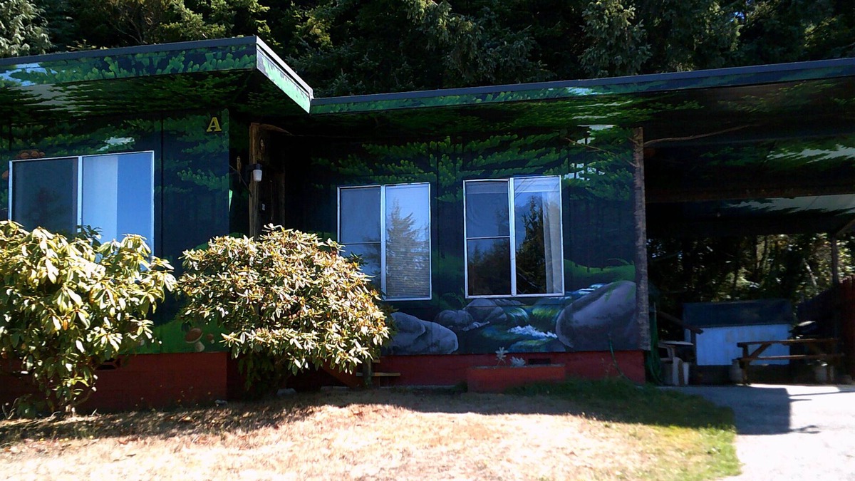 Coos Bay House | Vacation Unit A. Lots of room for families, fun in the sun and beach time.
