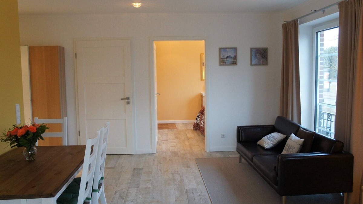 Hamburg-Nord Apartment | Vacations on the banks of the Alster - cycling and walking