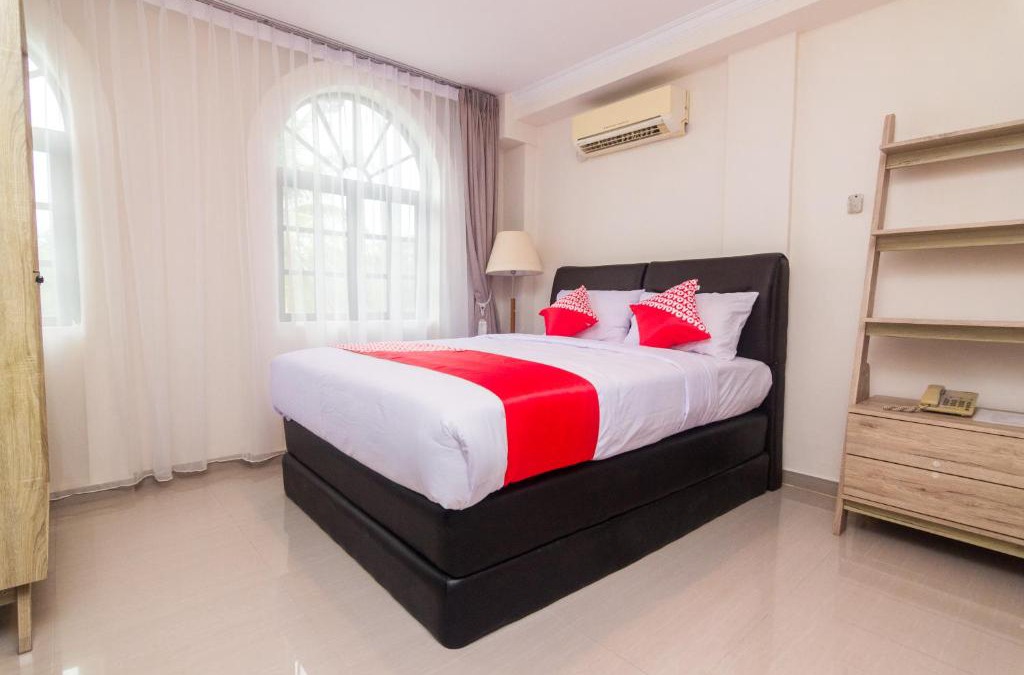 Tanjung Uncang Hotel | Vaccinated Staff - OYO 1771 Zeke Hotel