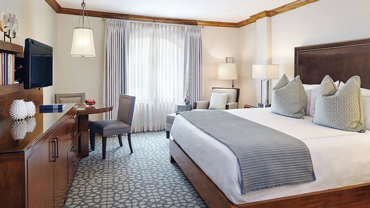 Vail Hotel | Vail Village Sebastian King Room - resort pool, spa, hot tubs, dining all onsite