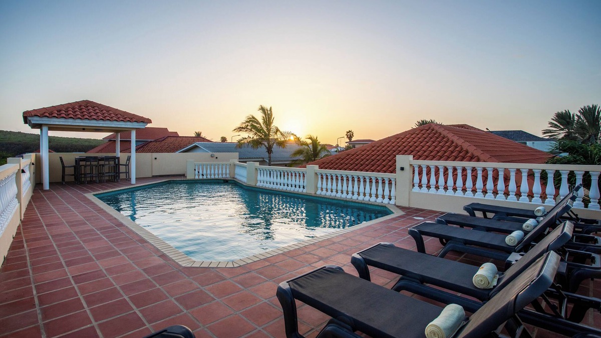 Grote Berg Villa | Vakantiehuis Huren op Curaçao Villa Paulina Luxe Vakantievilla Huren op Curaçao