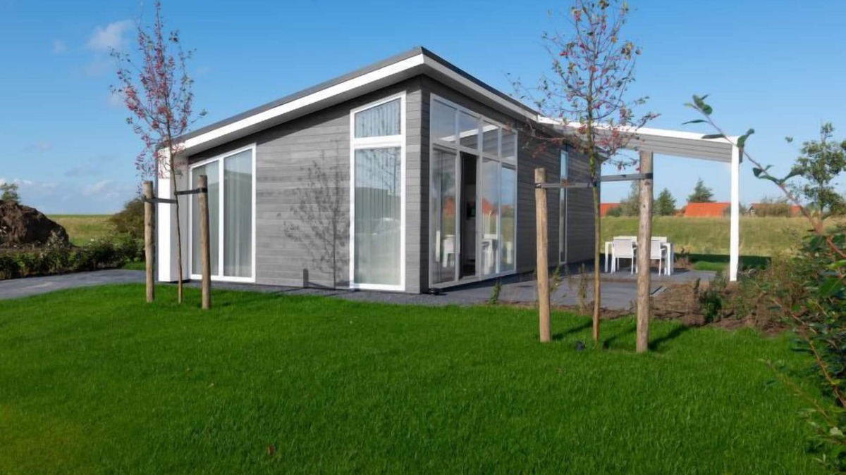 Wemeldinge House | Vakantiehuis Ruisweg 85 by Interhome