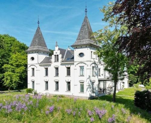 Vliermaal House | Vakantiewoning de Toren