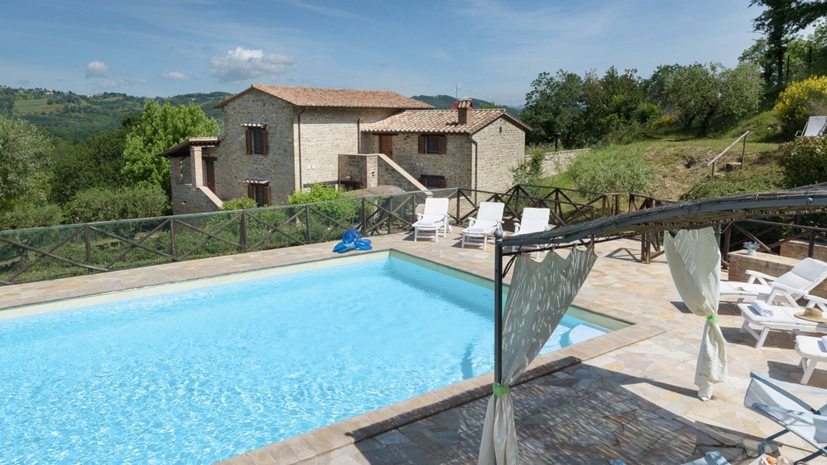 Valfabbrica Villa | Val di Marco 12, Emma Villas