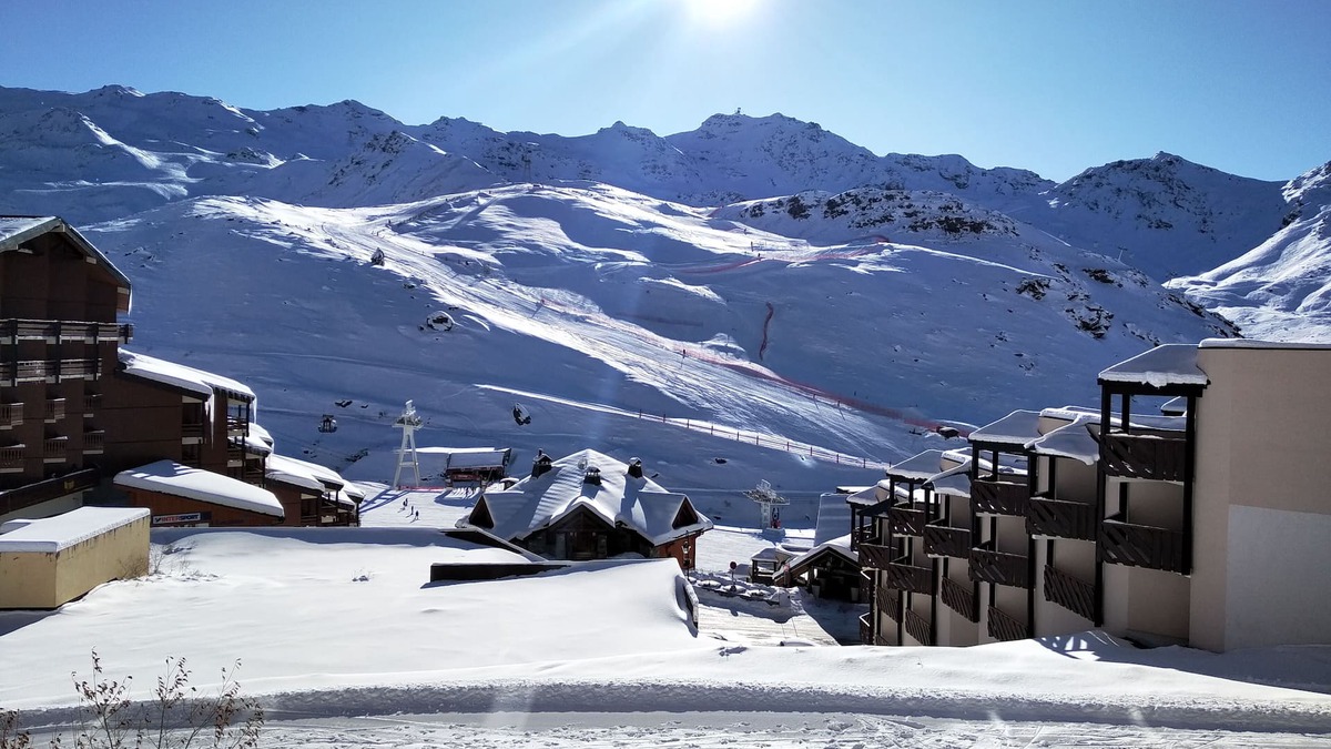 Val-Thorens Apartment | Val Thorens, quiet apartment facing south; ski on foot for 5/7 people