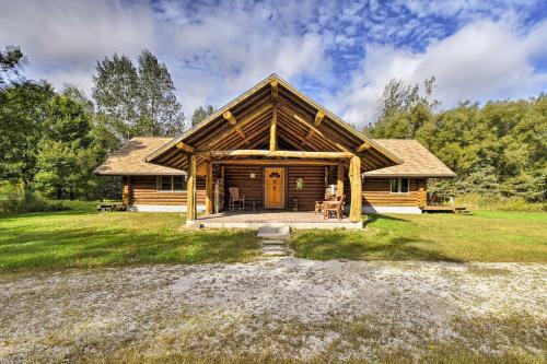 Valders House | Valders Log Home near EEA Air Show and Sheboygan!