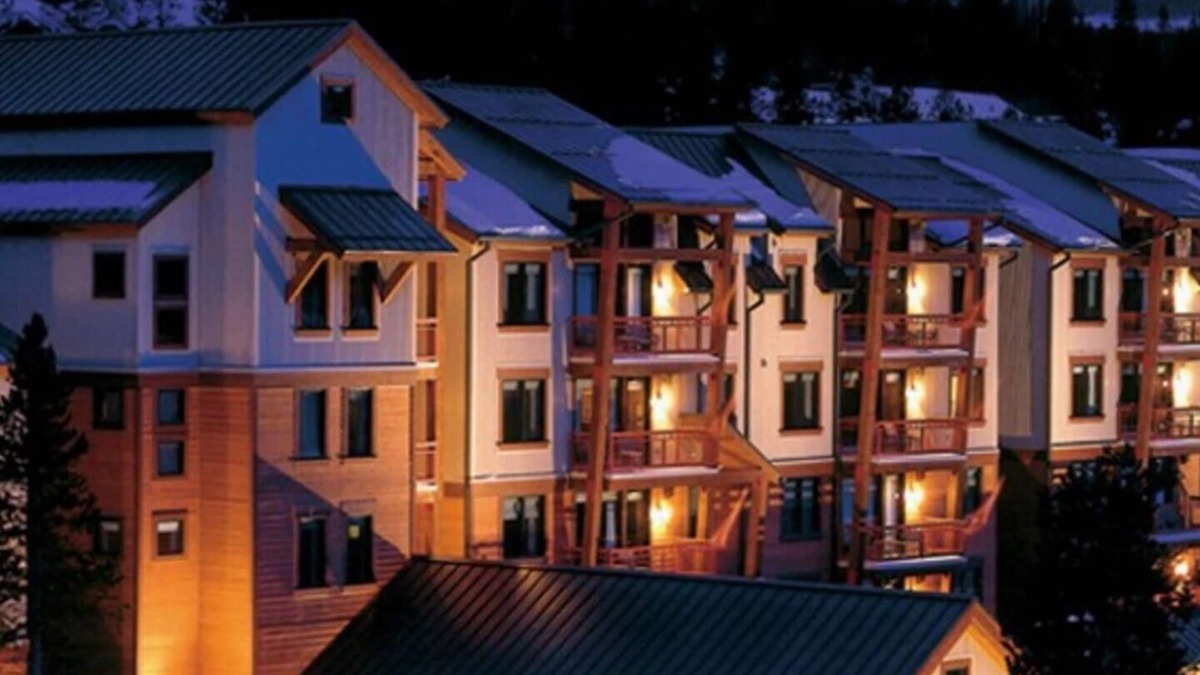 Peak 9 Resort | Valdoro 2BR/2BA PRiVATE Hot Tub New Years in the Rockies